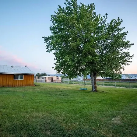 The Charming Cowboy House Villa Ellensburg Exterior photo