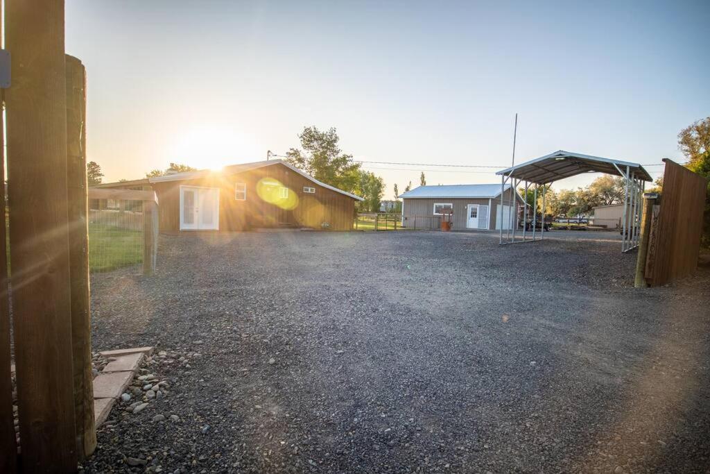 The Charming Cowboy House * Ellensburg