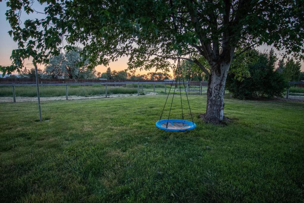 The Charming Cowboy House Ellensburg